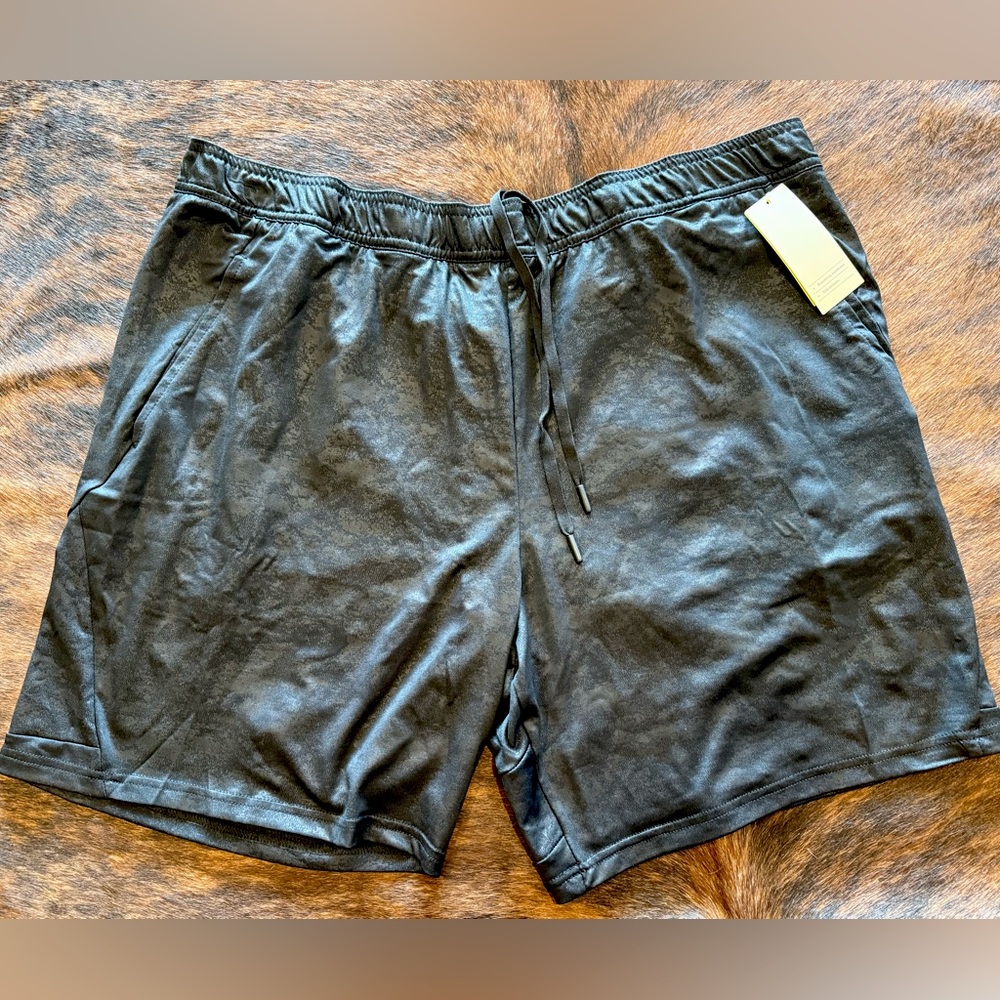 All in motion black shorts
